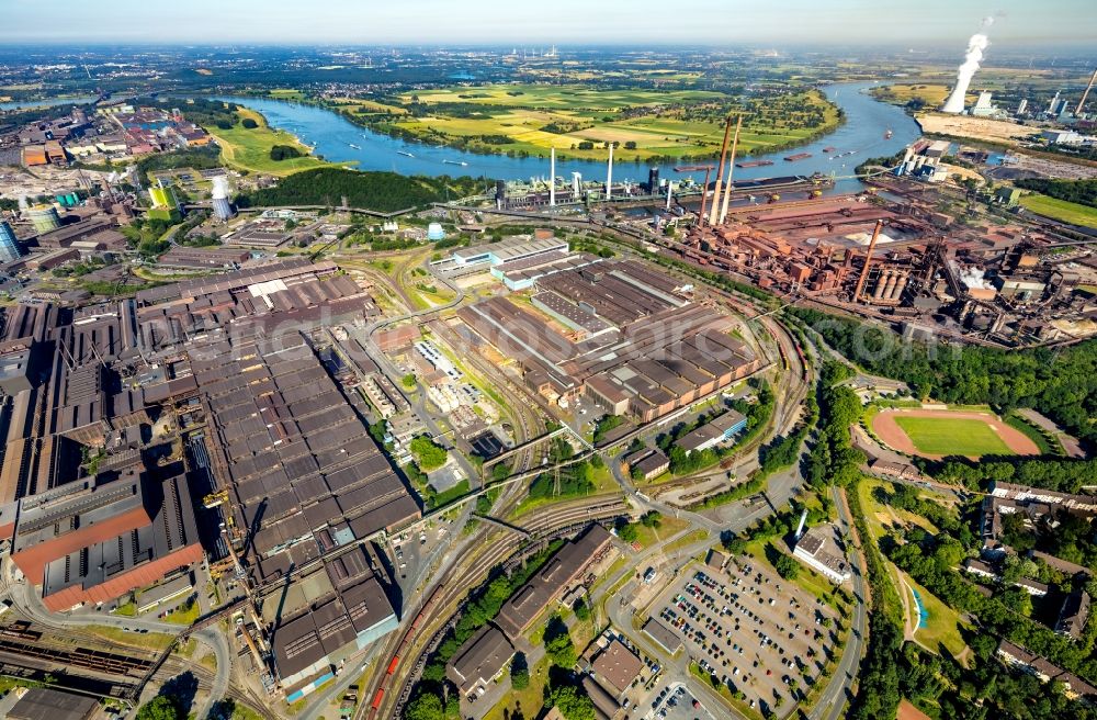 Aerial image Duisburg - Technical equipment and production facilities of the steelworks Schwelgern in Duisburg in the state North Rhine-Westphalia, Germany