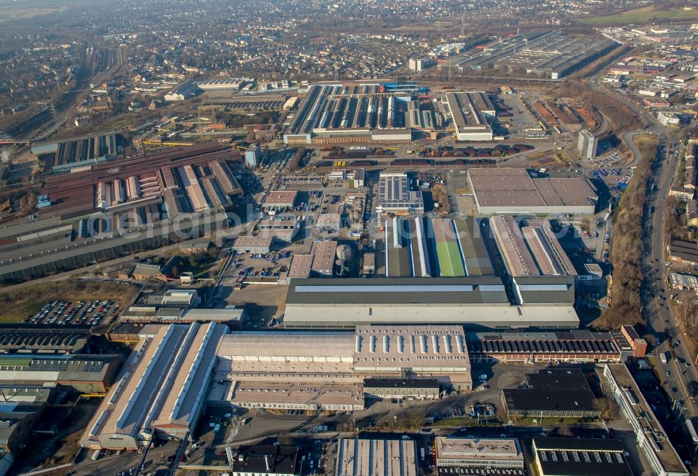 Mülheim an der Ruhr from above - Technical equipment and production facilities of the steelworks Thyssen Krupp in Muelheim on the Ruhr in the state North Rhine-Westphalia