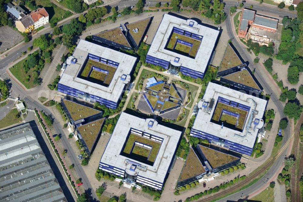 Hennigsdorf from the bird's eye view: Grounds of the Blue Wonder Technology Center in Hennigsdorf in Brandenburg. The technology park Hennigsdorf North offers a business park land for commercial, industrial, service and production