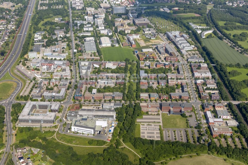 Duisburg from above - Look at the technology center of the Fraunhofer Institute at the corner of Emil-Figge-Street to Martin-Schmeisser-Street in Dortmund in North Rhine-Westphalia. In the background of the North Campus of the University of Dortmund is seen