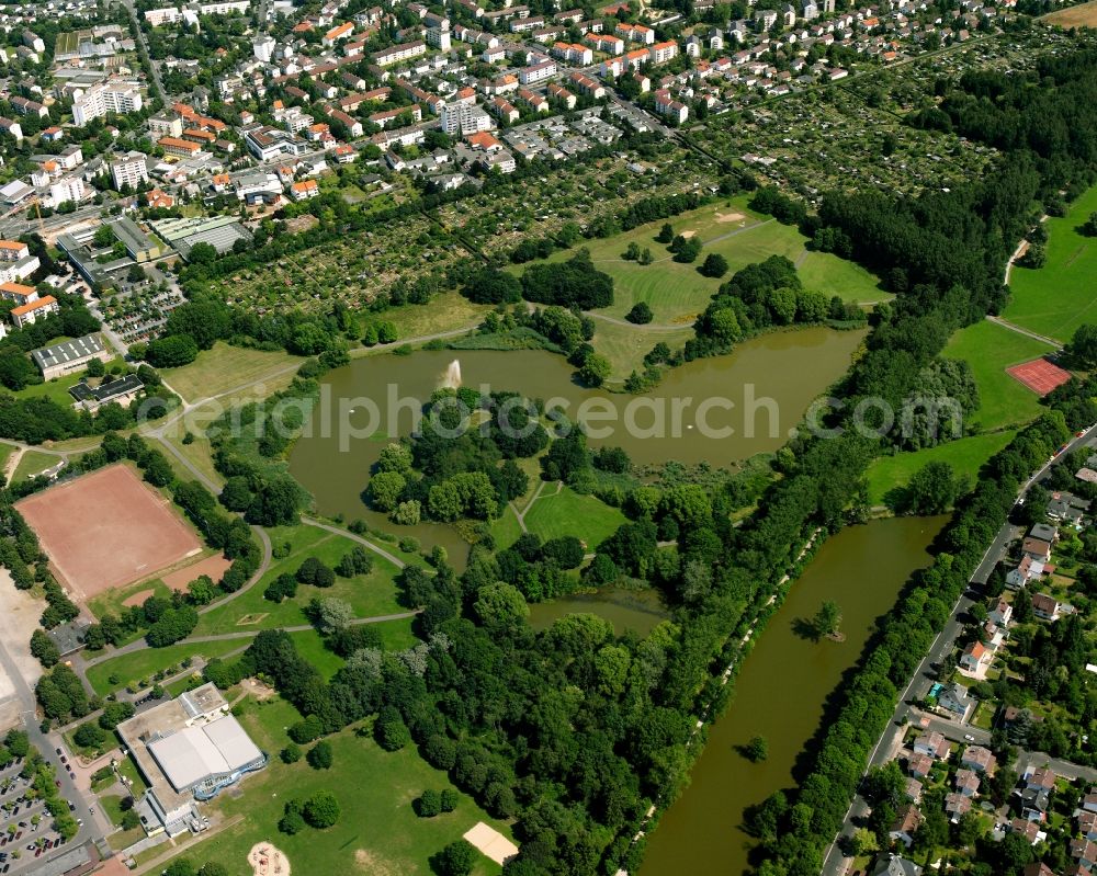 Aerial image Gießen - Pond oasis Neuer Teich and Schwanenteich in the district Wieseck in Giessen in the state Hesse, Germany