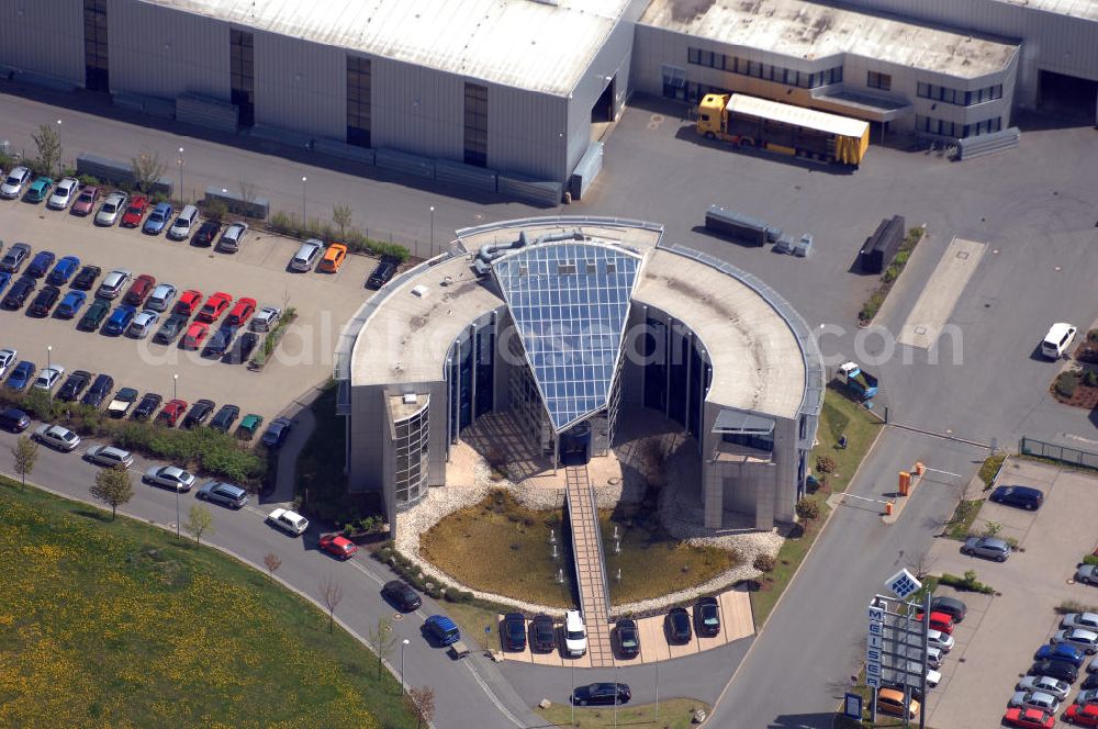 Oelsnitz from above - Blick auf einen Teil der Firma Meiser Gitterroste im Industriegebiet am Johannisberg. Edmund Meiser gründete 1956 die Stahl- und Eisenhandelgesellschaft. Kontakt: Meiser Gitterroste KG, Am Lehmteich 3, 08606 Oelsnitz, Tel. +49(0)37421 50 0, Fax +49(0)37421 50 2120,