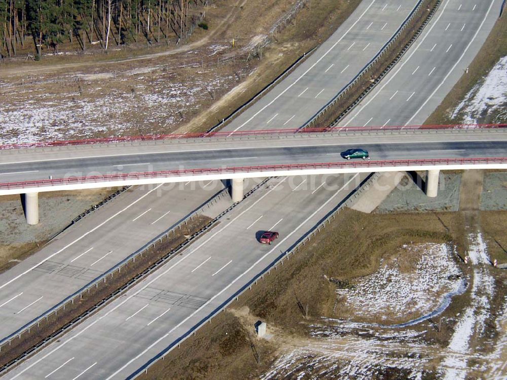 Aerial image Zernsdorf/Brandenburg - Teilbereich am Autobahndreieck Spreeau am südlichen Berliner Ring im Bundesland Brandenburg Pilot: Grahn