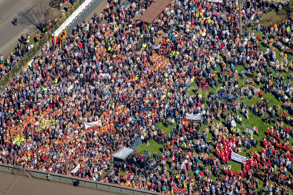 Aerial image Duisburg - Participants in a demonstration for steel action of IG Metall in front of the Thyssen Krupp Steel headquarters in Duisburg in North Rhine -Westphalia