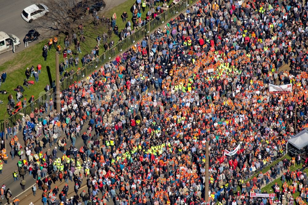 Duisburg from above - Participants in a demonstration for steel action of IG Metall in front of the Thyssen Krupp Steel headquarters in Duisburg in North Rhine -Westphalia