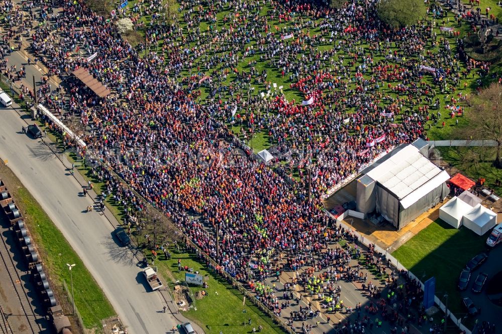 Duisburg from above - Participants in a demonstration for steel action of IG Metall in front of the Thyssen Krupp Steel headquarters in Duisburg in North Rhine -Westphalia