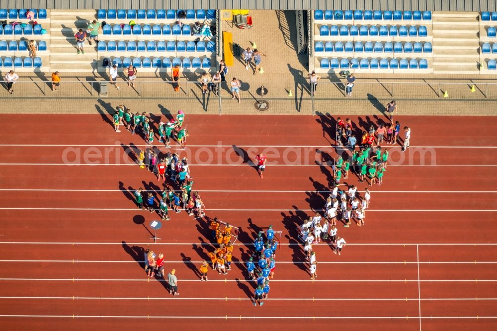 Bottrop from above - Participants of the training at the sport area Jahnsportpark in Bottrop in the state North Rhine-Westphalia, Germany