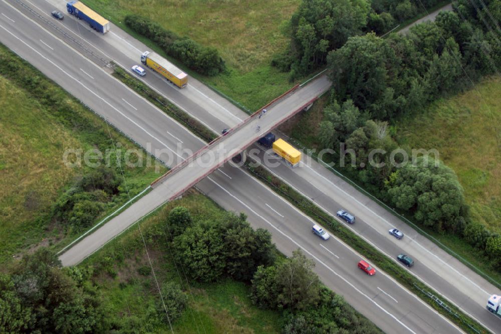 Aerial image Offenburg - Blick auf die A5 nahe Offenburg. Die A5 ist Teil der HaFraBa (Hamburg Frankfurt Basel) vom Hattenbacher Dreieck bis an die Grenze zur Schweiz. Auf 445 km Länge bestehen Verbindungen u.a. zum französischen Autobahnnetz (bis Barcelona) und zur Verbindung Holland - Österreich. Als Teil der HaFraBa E.V. (Nord-Süd Verbindung) ist sie eine der meist befahrensten Strassen Europas (in Deutschland Platz 9).