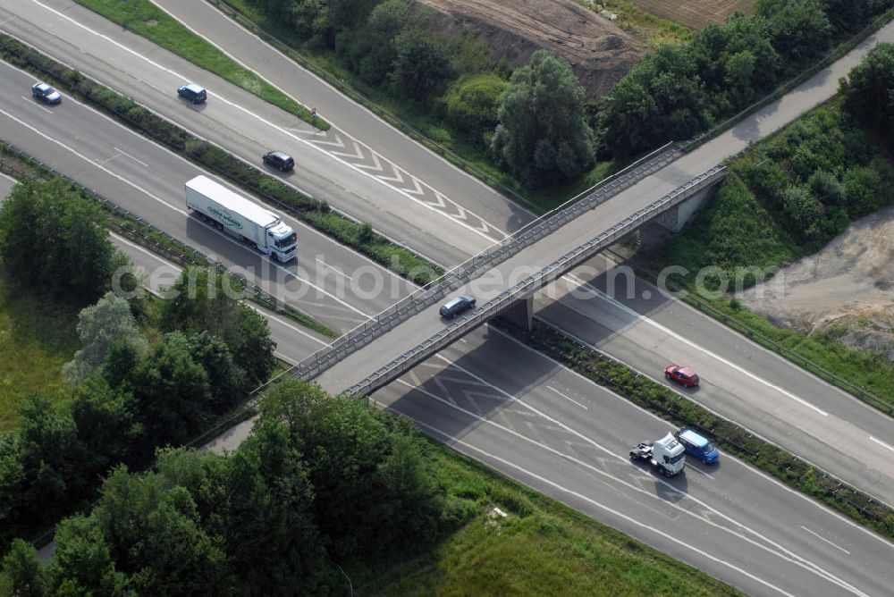 Aerial image Appenweier - Blick auf die A5 nahe Appenweier. Die A5 ist Teil der HaFraBa (Hamburg Frankfurt Basel) vom Hattenbacher Dreieck bis an die Grenze zur Schweiz. Auf 445 km Länge bestehen Verbindungen u.a. zum französischen Autobahnnetz (bis Barcelona) und zur Verbindung Holland - Österreich. Als Teil der HaFraBa E.V. (Nord-Süd Verbindung) ist sie eine der meist befahrensten Strassen Europas (in Deutschland Platz 9).