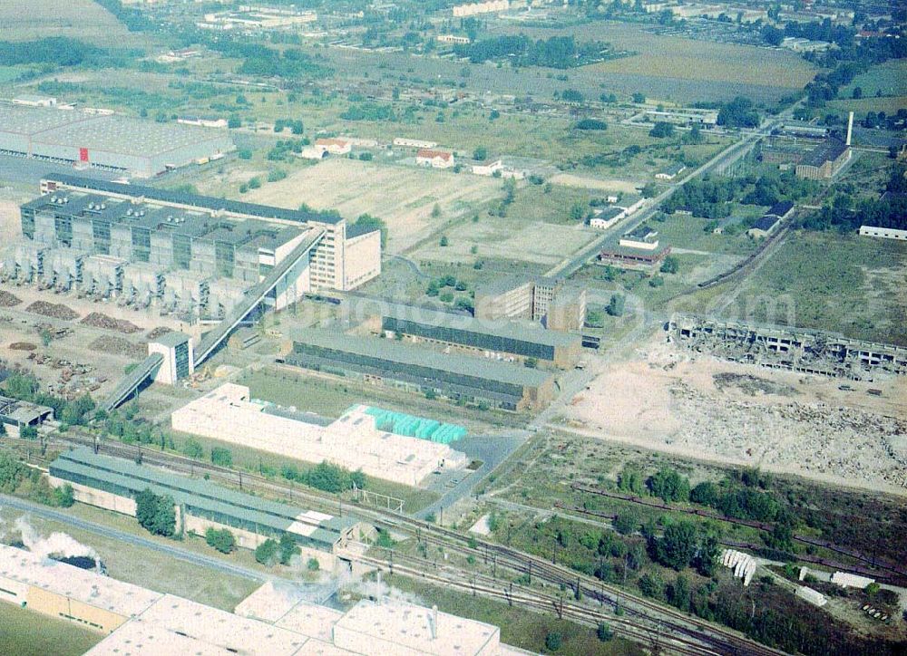 Lübbenau / Brandenburg from above - Teilweise abgerissenes Strom - und Heizkradftwerk Lübbenau in Brandenburg.