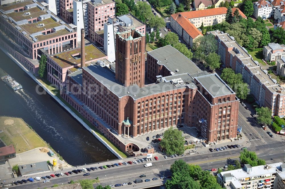 Berlin from the bird's eye view: The shopping, leisure and culture centre Tempelhofer Hafen in Berlin near the office building Ullsteinhaus