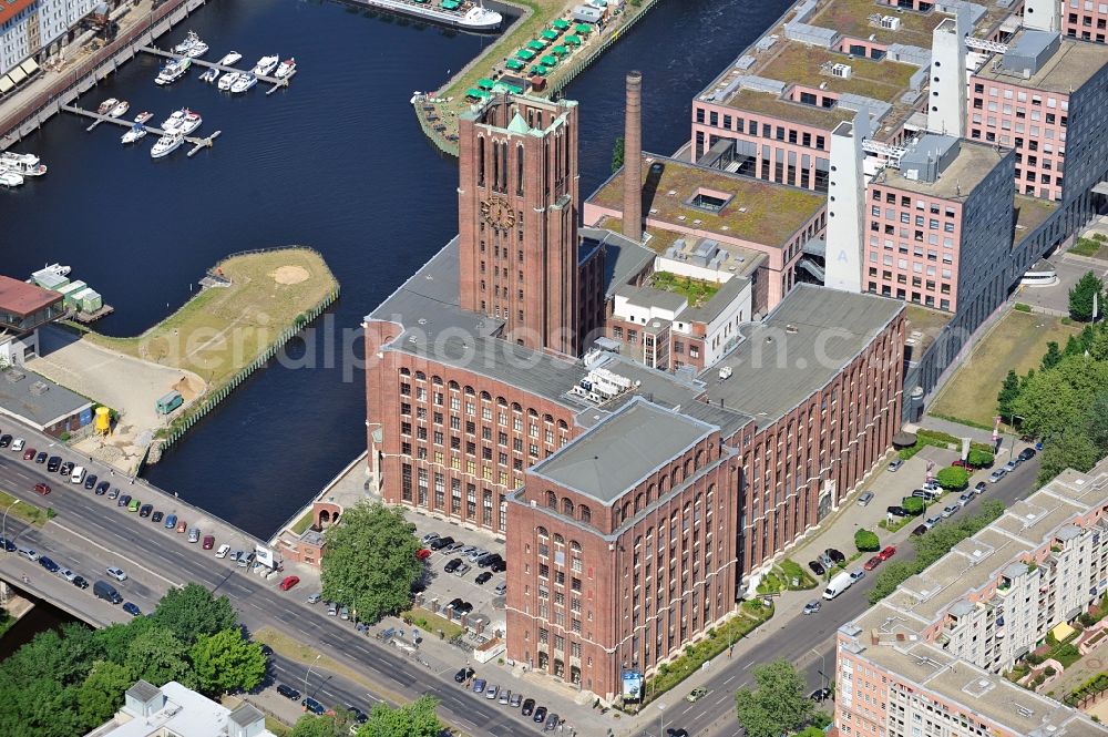 Berlin from the bird's eye view: The shopping, leisure and culture centre Tempelhofer Hafen in Berlin near the office building Ullsteinhaus