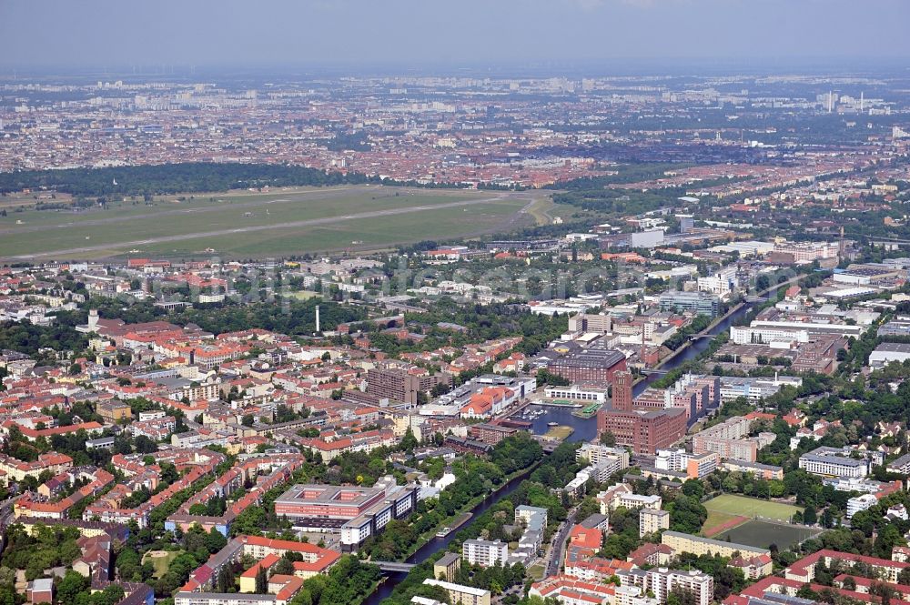 Berlin from the bird's eye view: The shopping, leisure and culture centre Tempelhofer Hafen in Berlin near the office building Ullsteinhaus