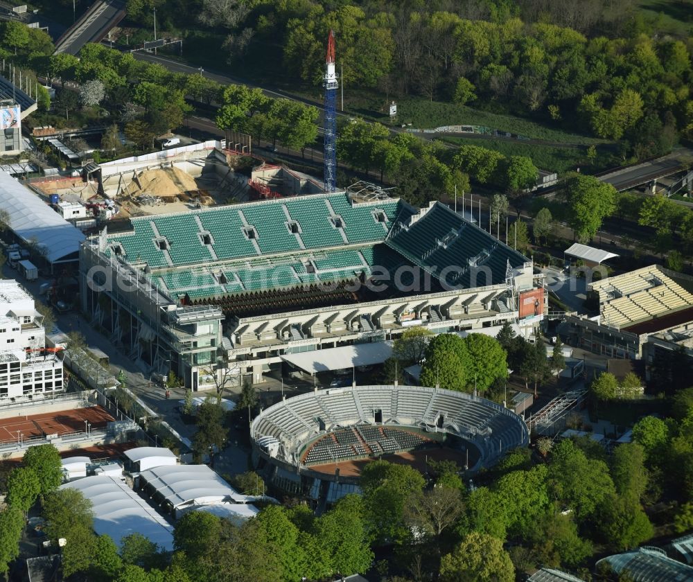 Aerial image Paris - Tennis Sports facility grounds of the Arena stadium Philippe-Chatrier Court Stade Roland Garros an der Avenue Gordon Bennett in Paris in Ile-de-France, France
