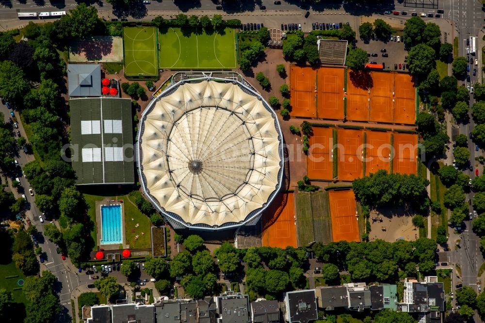 Aerial image Hamburg - The tennis arena at Rothenbaum in Hamburg. The ATP tournament in Hamburg (official German International Open) is a German men's tennis tournament which is held annually at Hamburg Rothenbaum