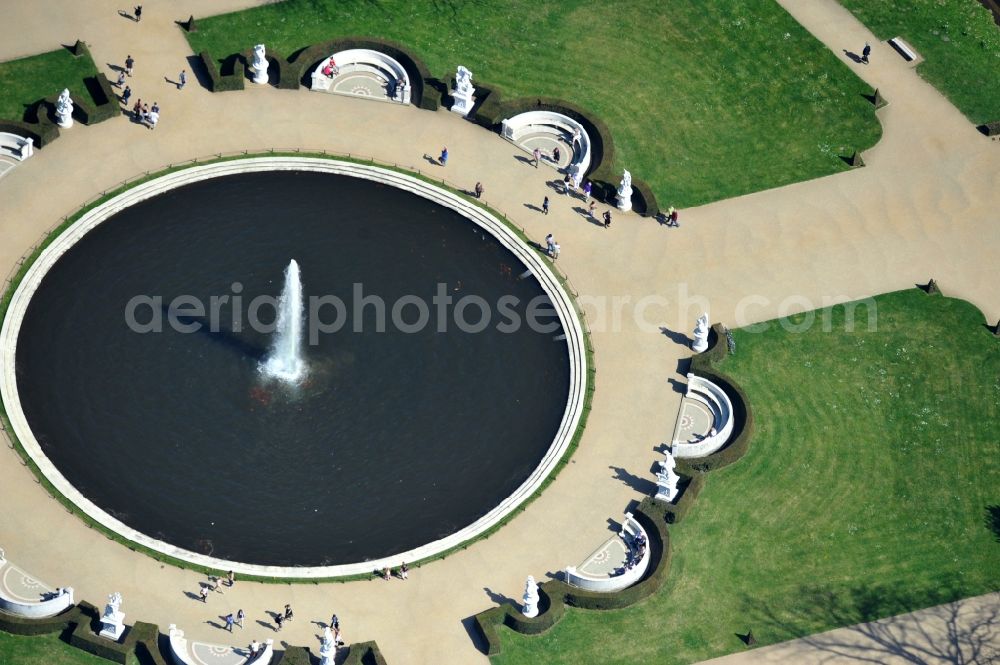 Aerial photograph Potsdam - View of the fountain in the park of castle Sanssouci in Potsdam. It was built in 1745 together with the flower garden in the Baroque style in the order of the Prussian King Frederick II