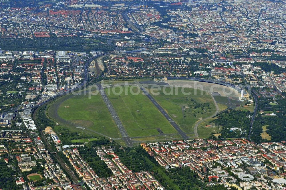 Aerial image Berlin - View of the disused airport Berlin - Tempelhof