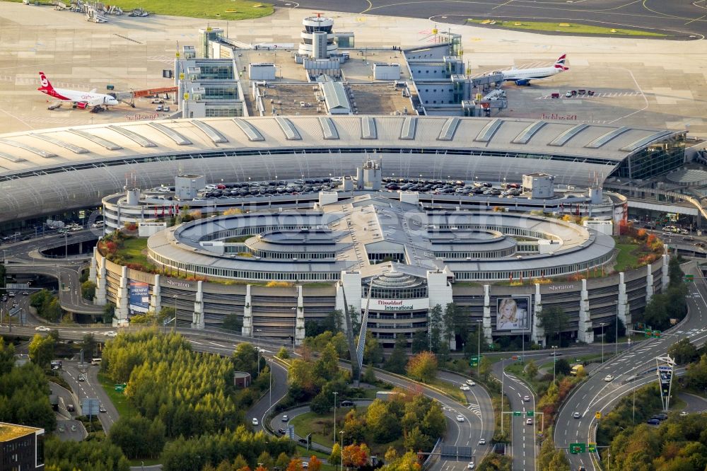 Aerial photograph Düsseldorf - View to the Duesseldorf International Airport which is the main airport in Nothrhine Westfalia