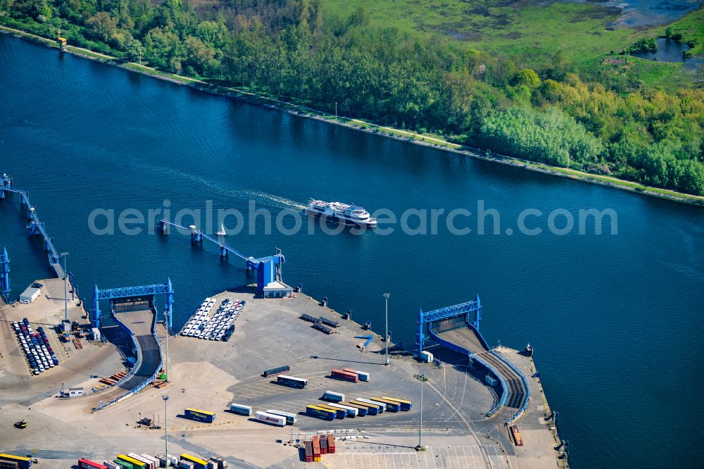 Travemünde from the bird's eye view: Building complex and distribution center on the site of Terminal Skandinavienkai in the district Ivendorf in Travemuende in the state Schleswig-Holstein, Germany