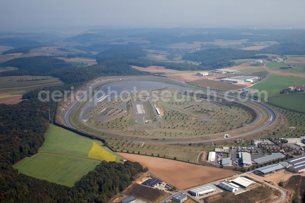 Boxberg from the bird's eye view: Test track and practice area for training in the driving safety center Robert-Bosch-Strasse in the district Windischbuch in Boxberg in the state Baden-Wuerttemberg