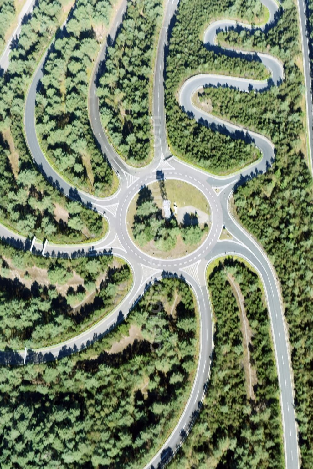 Aerial photograph Wittingen - Test track and practice area for training in the driving safety center Volkswagen AG Testgelaende Ehra-Lessien in Wittingen in the state Lower Saxony