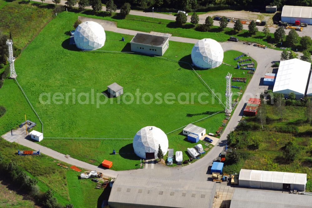 Aerial image München - Blick auf das Testzentrum des deutschen Industrieunternehmen Krauss Maffei in München Allach. Zu den ehemaligen Geschäftsfeldern der Firma gehörte die Panzerherstellung. Heute sind sie einer der weltweit führenden Hersteller für Kunstoffmaschinen. Kontakt: KraussMaffei Technologies GmbH, Krauss-Maffei-Straße 2 80997 München, Tel. +49(0)89 8899 0, Fax +49(0)89 8899 2206, Email: info@kraussmaffei.com