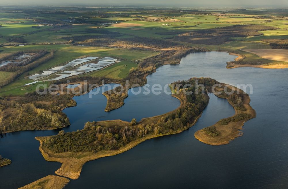 Aerial image Teterow - View of the Teterower See in the state Mecklenburg-Western Pomerania. Sauerwerder and the Burgwallinsel are located in the Lake