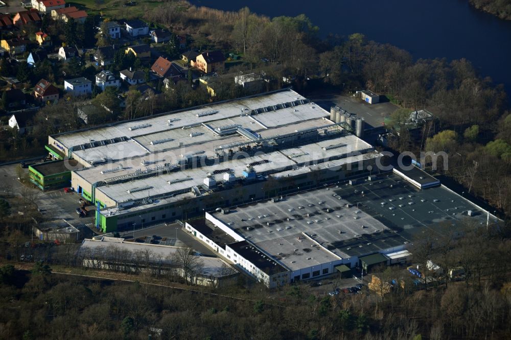 Berlin OT Heiligensee from above - View of the Tetra Pak Produktions GmbH & Co. KG and the Underberg GmbH in the district of Heiligensee in Berlin