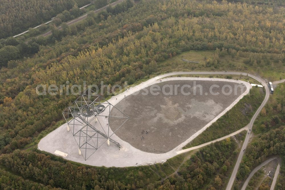 Aerial image Bottrop - Tetrahedral halde with serpentine rise in Bottrop in North Rhine-Westphalia