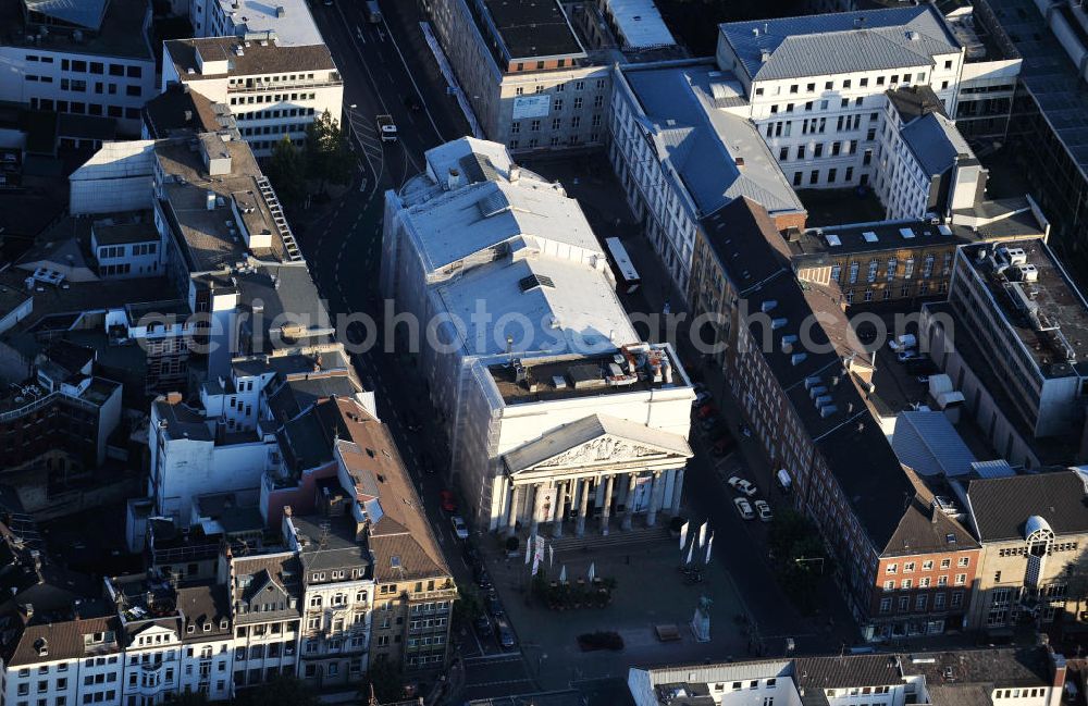 Aachen from the bird's eye view: Das Theater Aachen am Kapuzinergraben und Theaterplatz in Aachen. The theatre Aachen at the streets Kapuzinergraben and Theaterplatz in Aachen.