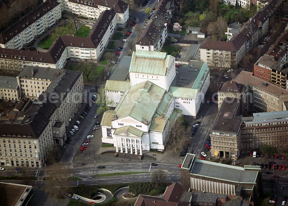 Aerial image Duisburg - View of the Theater Duisburg. This theater venue on 7 Opened in November 1912. After considerable war damage it could go back into operation in 1960