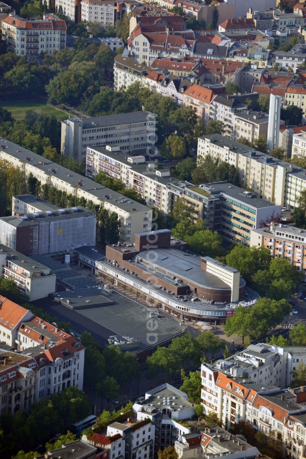 Aerial photograph Berlin - View at the theatre Schaubuehne at the Lehniner place in the district Wilmersdorf in Berlin. Opened in 1981, the house is a free theatre and was founded by a group of enthusiasts, among them some of the leading actors and directors of our time. Operator is the Schaubühne at Lehniner place theater operations GmbH