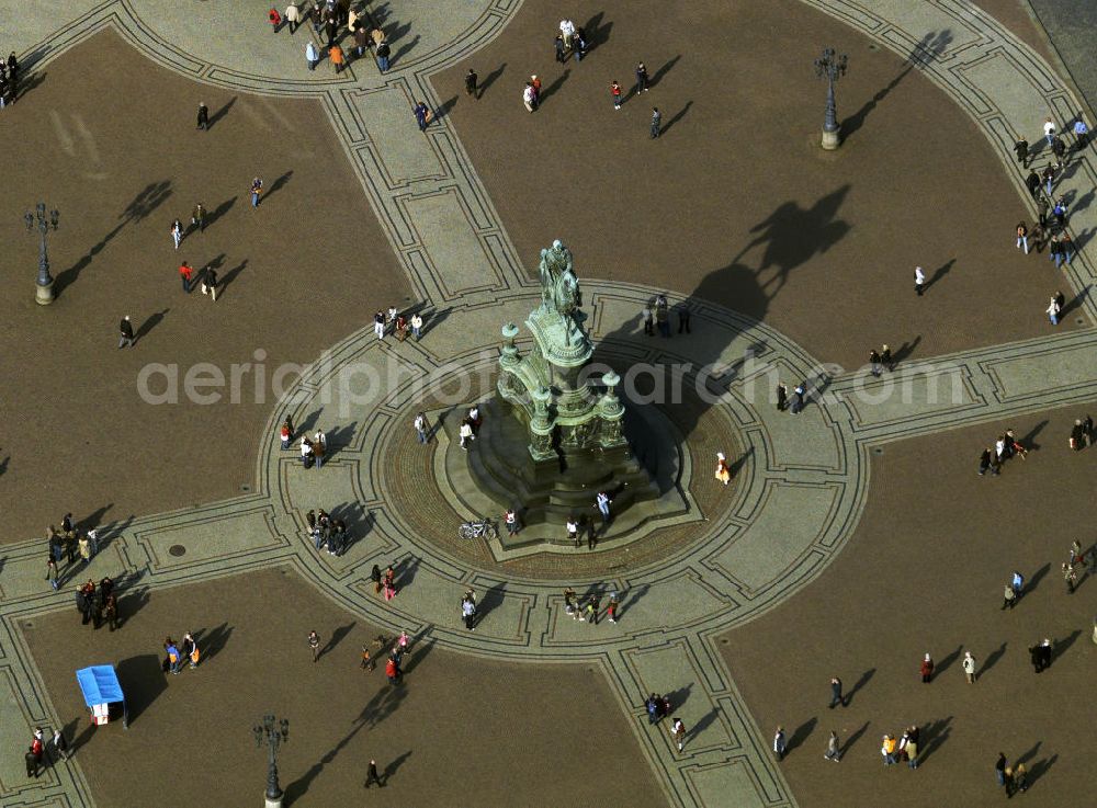 Aerial image Dresden - View of the Theatre Square with the equestrian statue of King John in 1889 in front of the Semper Opera House and Zwinger Palace