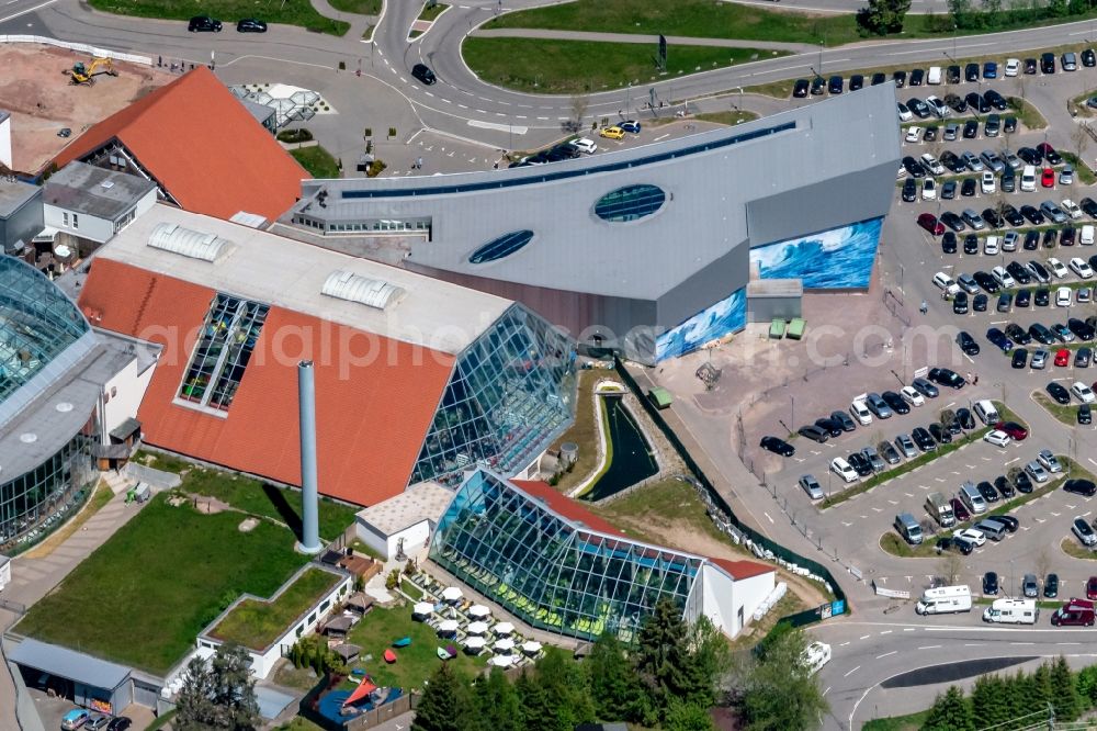 Titisee-Neustadt from the bird's eye view: Spa and swimming pools at the swimming pool of the leisure facility Badeparadies Schwarzwald in Titisee-Neustadt in the state Baden-Wurttemberg, Germany