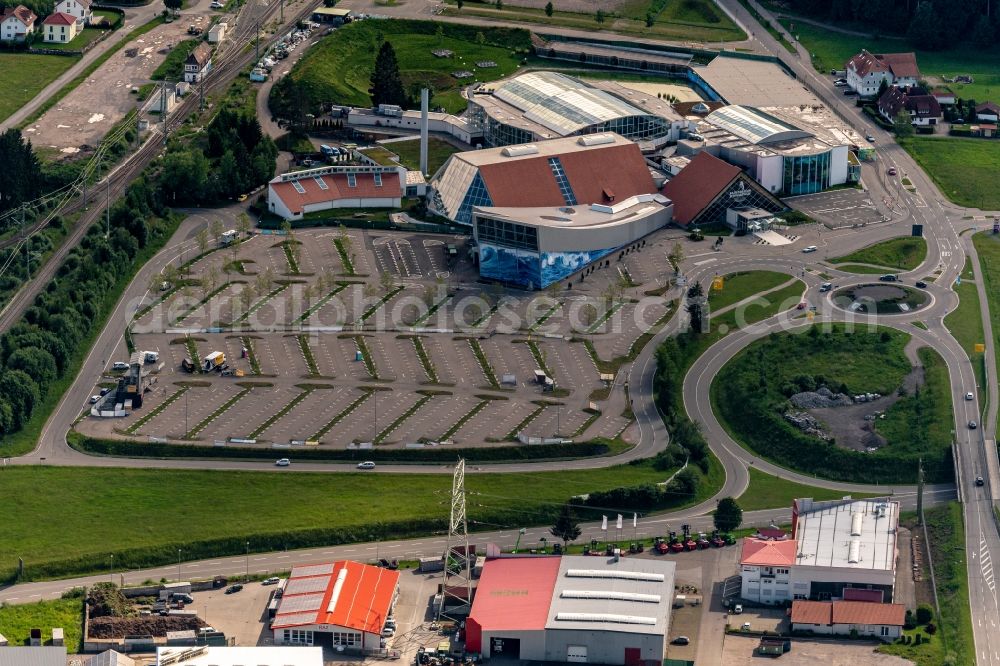 Titisee-Neustadt from the bird's eye view: Spa and swimming pools at the swimming pool of the leisure facility Badeparadies Schwarzwald in Titisee-Neustadt in the state Baden-Wurttemberg, Germany