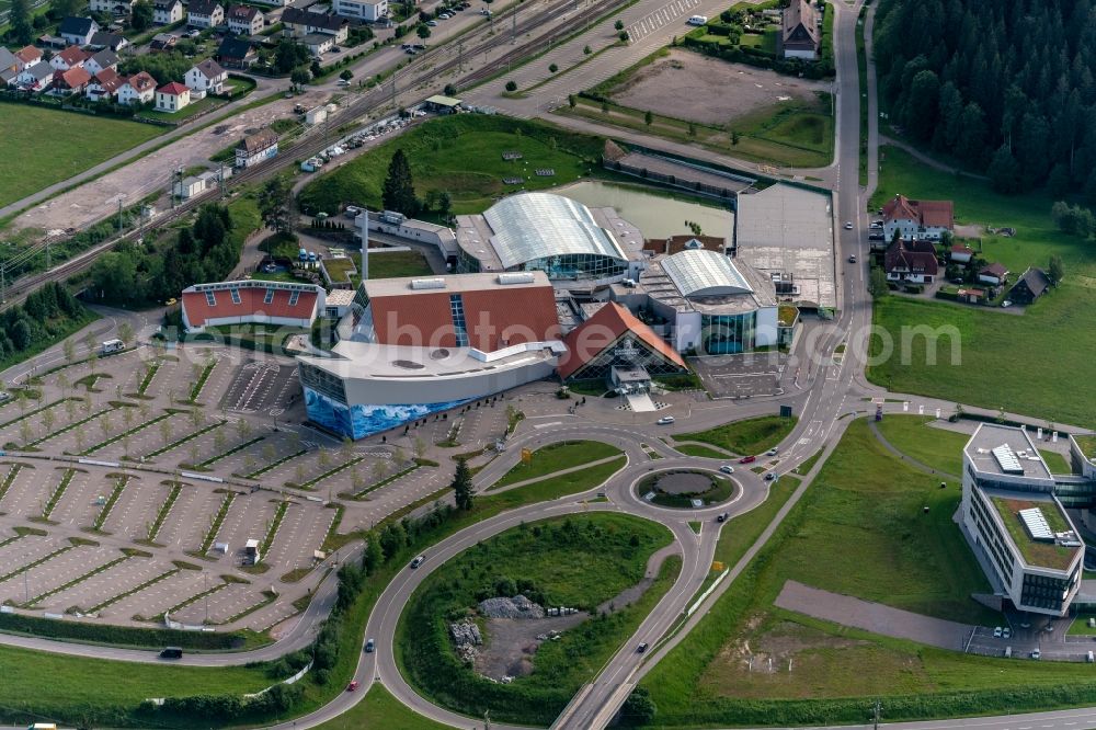 Aerial photograph Titisee-Neustadt - Spa and swimming pools at the swimming pool of the leisure facility Badeparadies Schwarzwald in Titisee-Neustadt in the state Baden-Wurttemberg, Germany