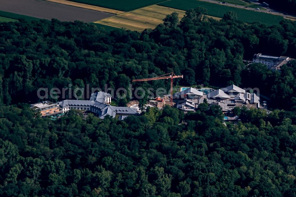 Aerial photograph Freiburg im Breisgau - Spa and swimming pools at the swimming pool of the leisure facility in Freiburg im Breisgau in the state Baden-Wuerttemberg, Germany