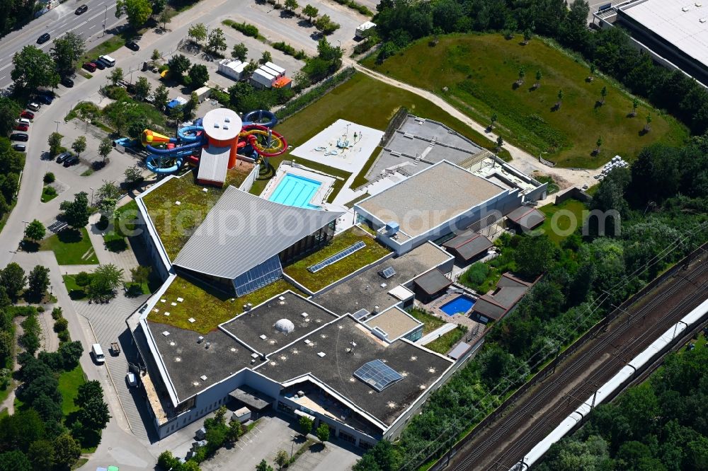 Ingolstadt from above - Spa and swimming pools at the swimming pool of the leisure facility WONNEMAR Erlebnisbad Ingolstadt on Suedliche Ringstrasse in Ingolstadt in the state Bavaria, Germany