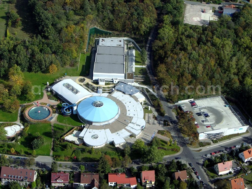 Brandenburg an der Havel from the bird's eye view: Spa and swimming pools at the swimming pool of the leisure facility Marienbad Brandenburg on Sprengelstrasse in Brandenburg an der Havel in the state Brandenburg, Germany