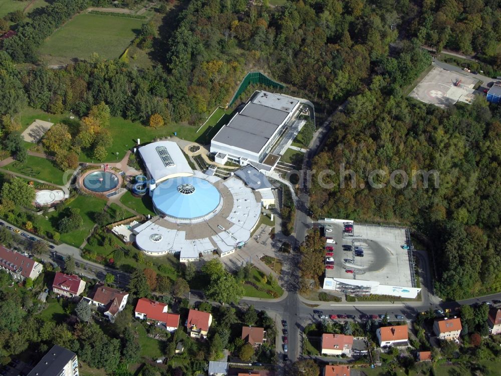 Aerial image Brandenburg an der Havel - Spa and swimming pools at the swimming pool of the leisure facility Marienbad Brandenburg on Sprengelstrasse in Brandenburg an der Havel in the state Brandenburg, Germany