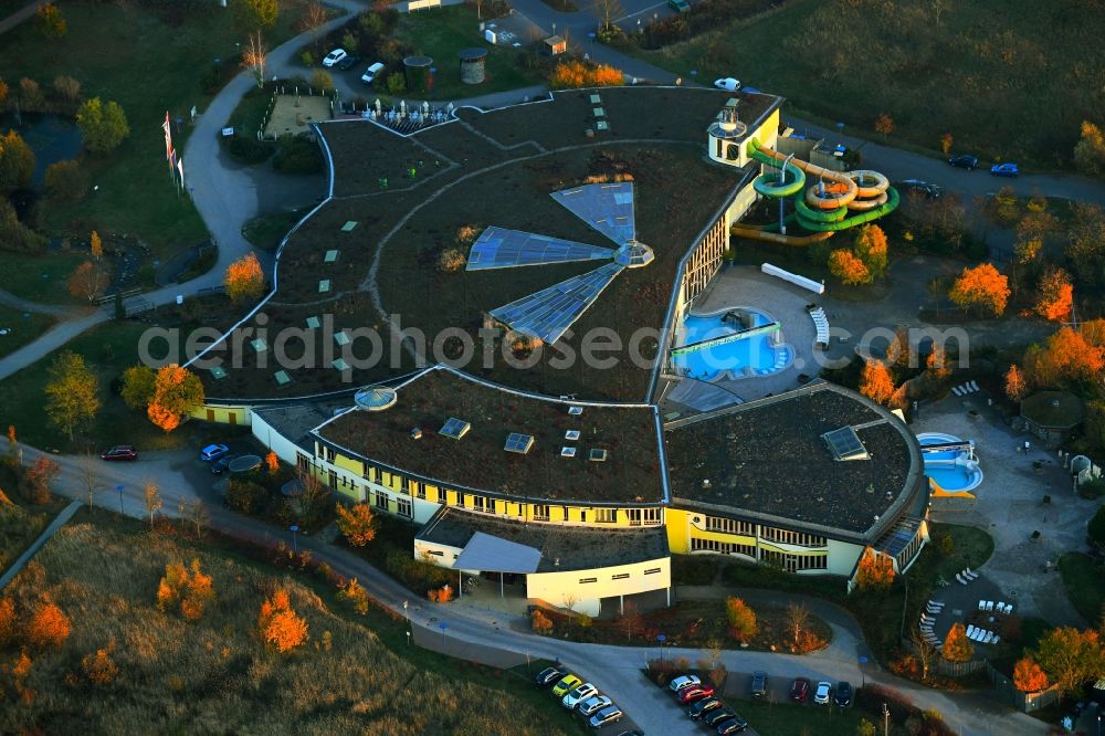 Templin from above - Spa and swimming pools at the swimming pool of the leisure facility NaturThermeTemplin on Dargersdorfer Strasse in Templin in the state Brandenburg, Germany