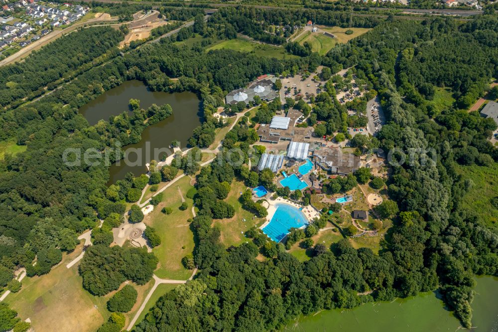 Dortmund from the bird's eye view: Spa and swimming pools at the swimming pool of the leisure facility Solebad Wischlingen on Hoefkerstrasse in the district Wischlingen in Dortmund at Ruhrgebiet in the state North Rhine-Westphalia, Germany