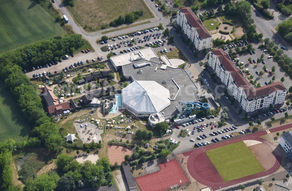 Aerial image Lübbenau/Spreewald - Spa and swimming pools at the swimming pool of the leisure facility Spreewelten-Bad in Luebbenau/Spreewald in the state Brandenburg