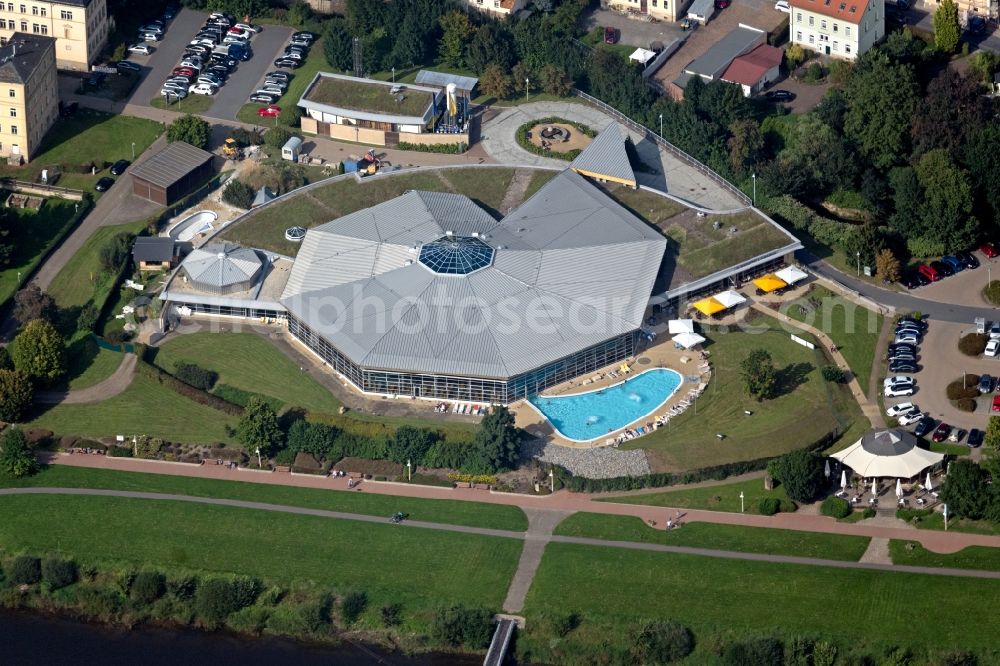 Bad Schandau from the bird's eye view: Spa and swimming pools at the swimming pool of the leisure facility Toskana Therme in Bad Schandau Elbe Sandstone Mountains in the state Saxony, Germany