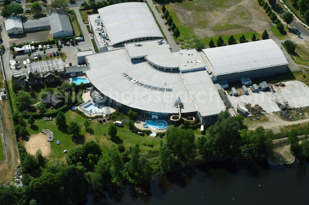 Oranienburg from the bird's eye view: Spa and swimming pools at the swimming pool of the leisure facility TURM ErlebnisCity on Andre-Picon-Strasse in Oranienburg in the state Brandenburg, Germany