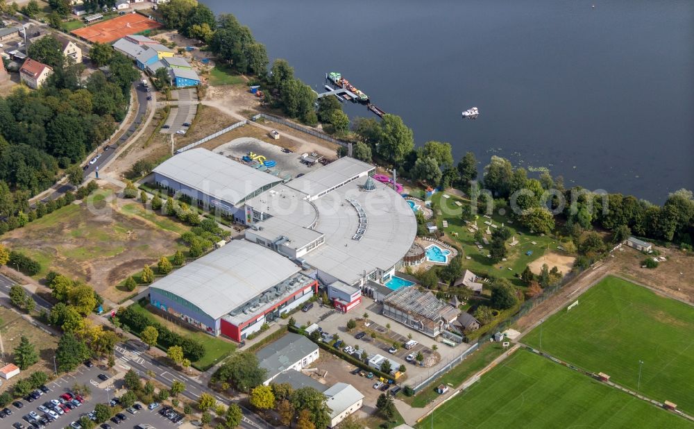 Aerial photograph Oranienburg - Spa and swimming pools at the swimming pool of the leisure facility TURM ErlebnisCity on Andre-Picon-Strasse in Oranienburg in the state Brandenburg, Germany