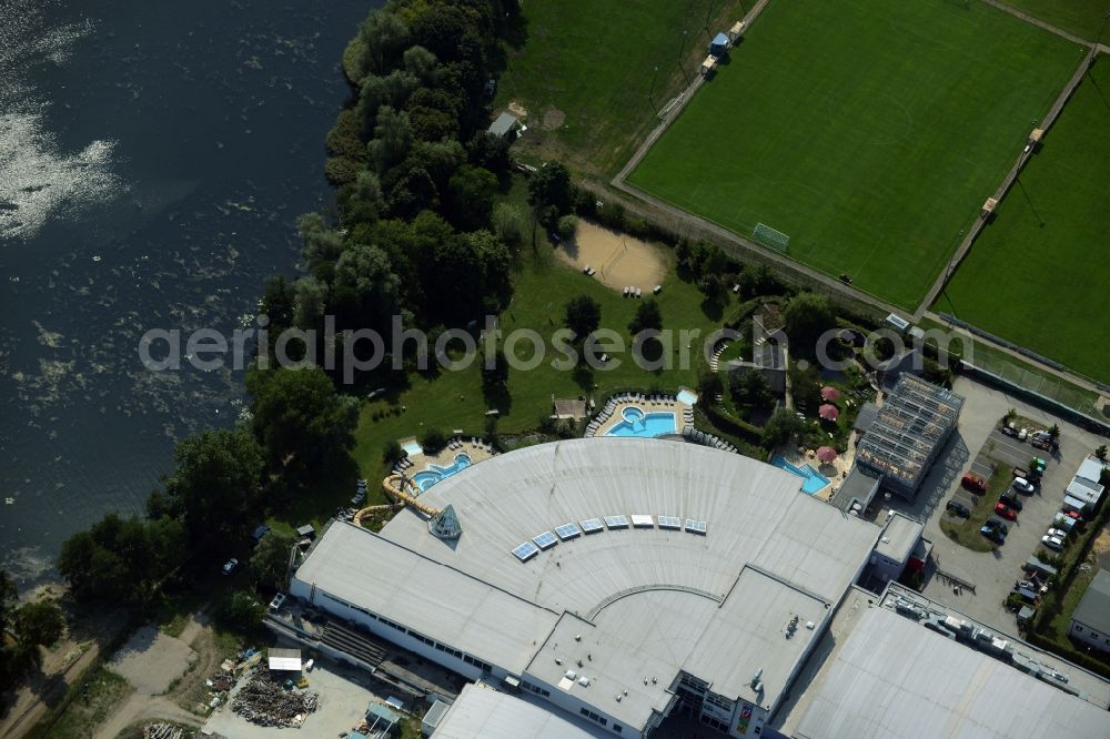 Oranienburg from above - Spa and swimming pools at the swimming pool of the leisure facility TURM ErlebnisCity in Oranienburg in the state Brandenburg