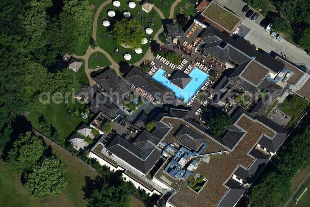 Berlin from above - Spa and swimming pool of Recreation Vabali Spa at Seydlitzstrasse the Moabit district of Berlin, Germany