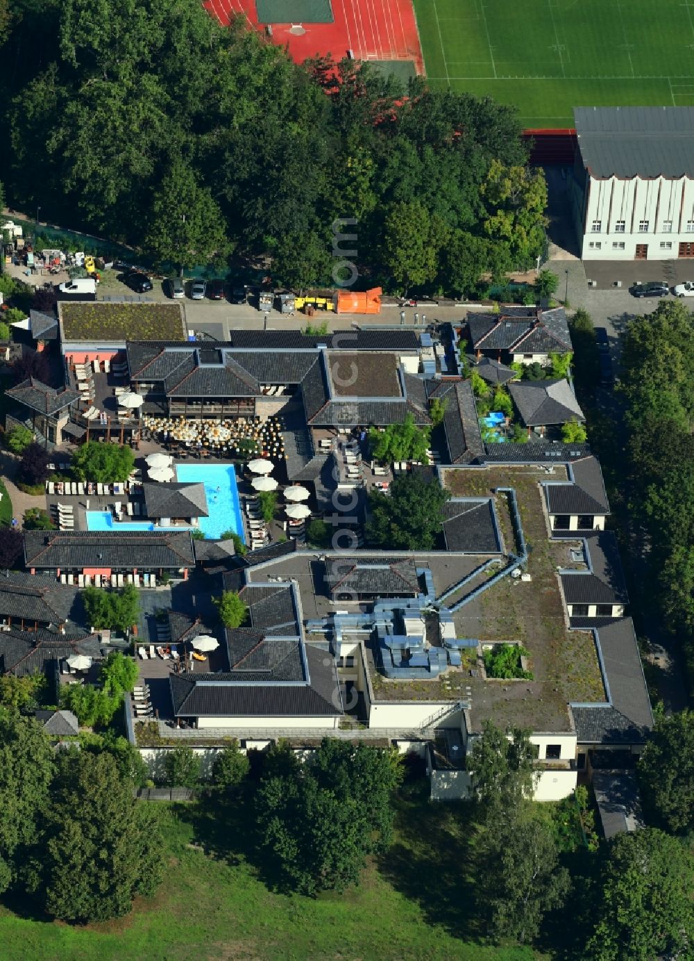 Berlin from the bird's eye view: Spa and swimming pool of Recreation Vabali Spa at Seydlitzstrasse the Moabit district of Berlin, Germany