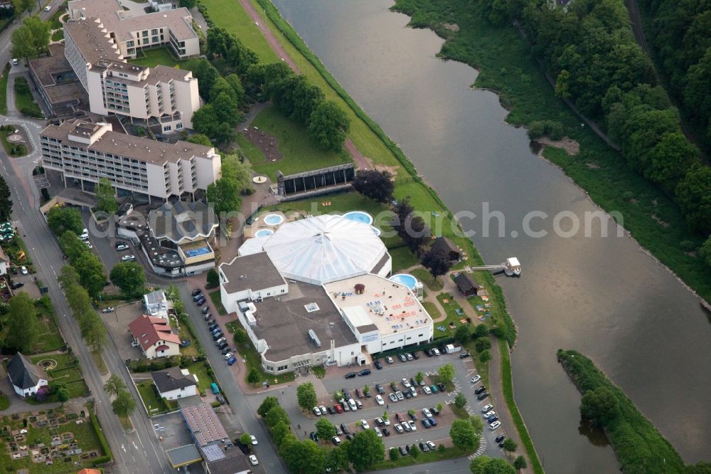 Bad Karlshafen from above - Spa and swimming pools at the swimming pool of the leisure facility Weser-Therme in the district Helmarshausen in Bad Karlshafen in the state Hesse